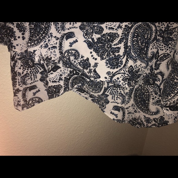 The Limited - Small - Picture 3 of 4